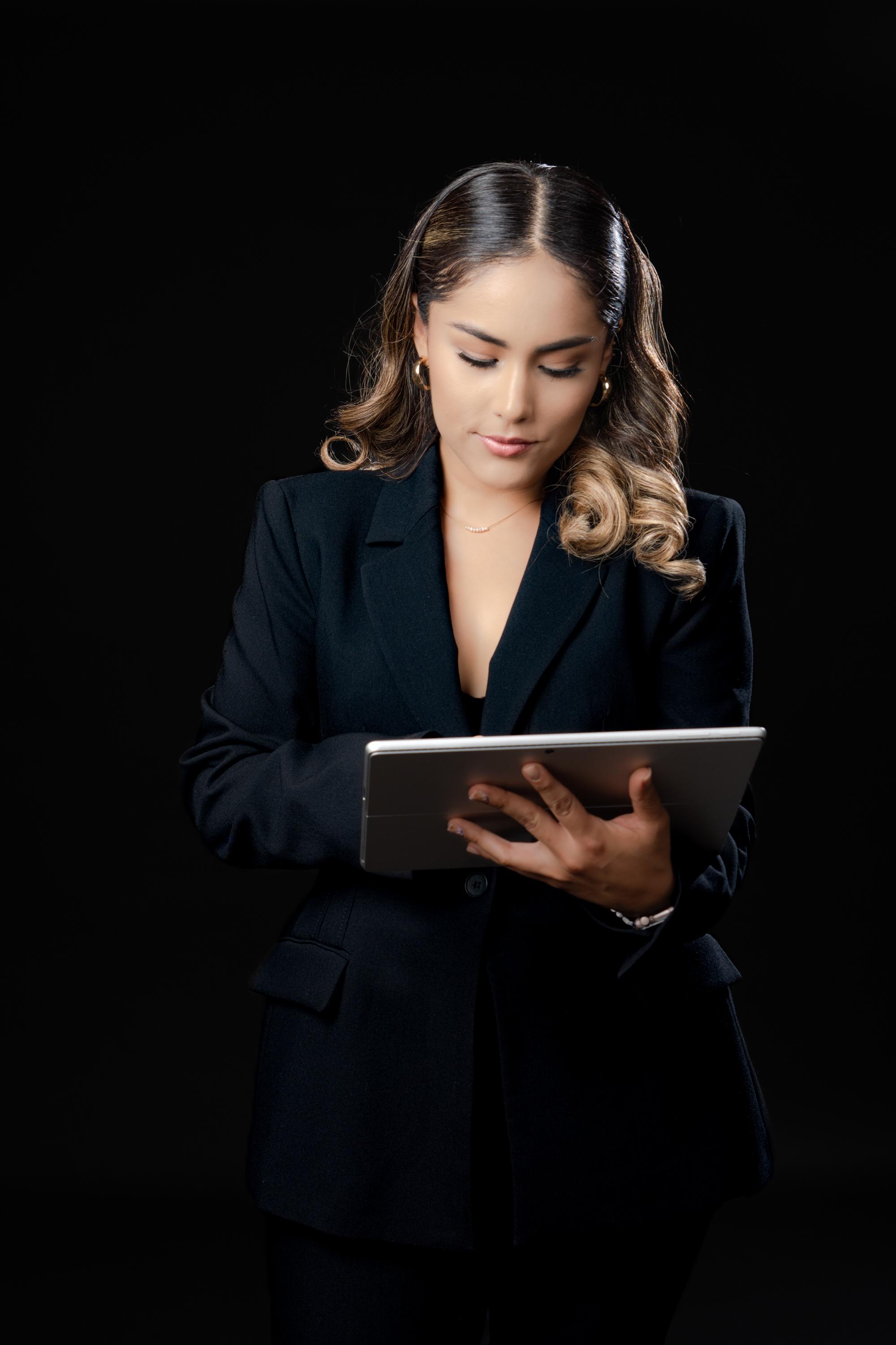 Litzy Carreño - Consultora Financiera